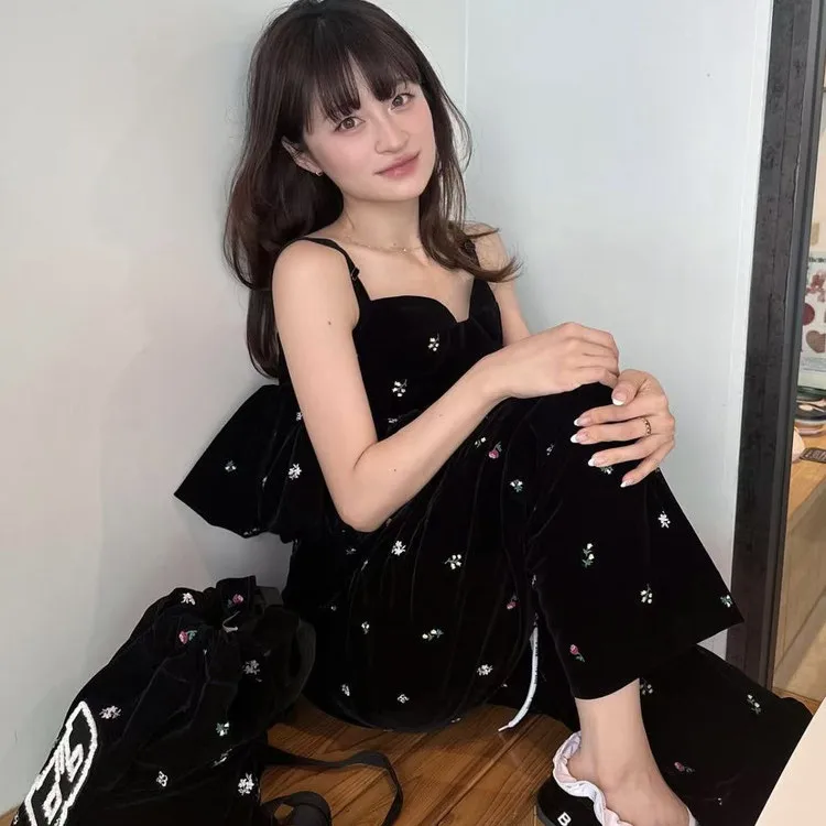 Bibi Embroidery Series Elegant Dress Coat Small Bag Pants Fashionable Cartoon Anime Clothing Online Exclusive Brand BIBI