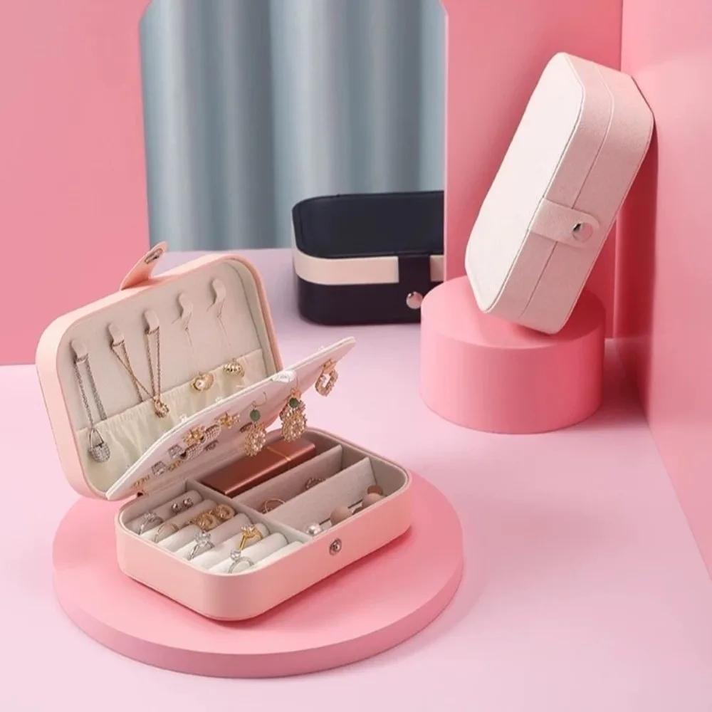 

Portable Vintage Jewelry Storage Box Mini Square Necklace Ring Case PU Leather Jewelry Display Case Earring Organizer Girls