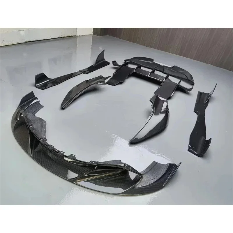Premium Car Accsori Style Dry Carbon Fiber Front Bumper Side Skirts Rear Diffuser Spoiler Mudguards