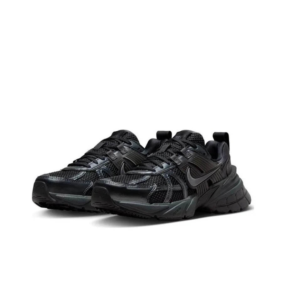 Nike V2K Run Men's Low-Top Running Shoes Versatile, Durable, Casual Training & Urban Commuting HJ4497-001