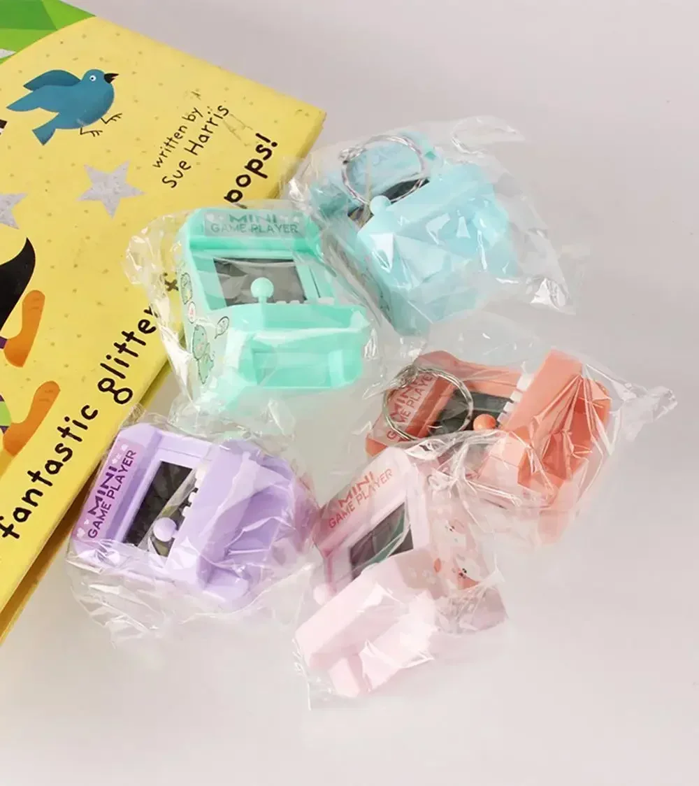

Classic Portable Mini Game Console with Keychain Children Handheld Puzzle Retro Arcade Cute Bag Pendant