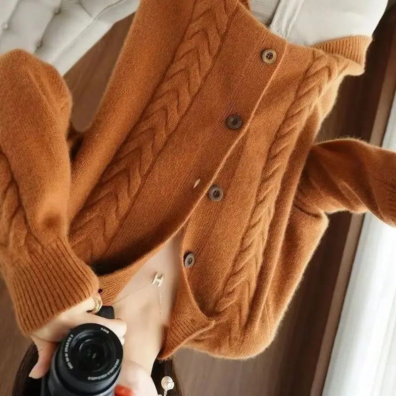 

2025 Новая мода вязаный кардиган с полувысоким воротником женский осень-зима повседневный свободный универсальный базовый свитер с длинными рукавами женский