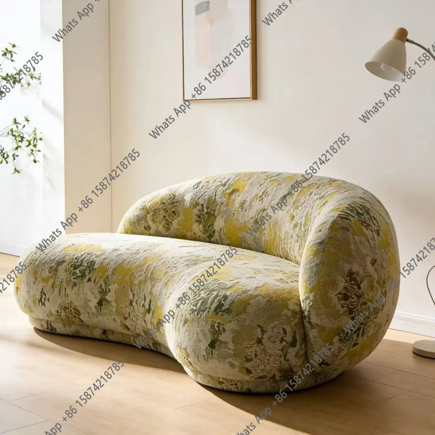 Bn French Retro Cashew Curved Sofa Small Apartment Designer Clothing Store Beauty Salon Reception Pea Sofa