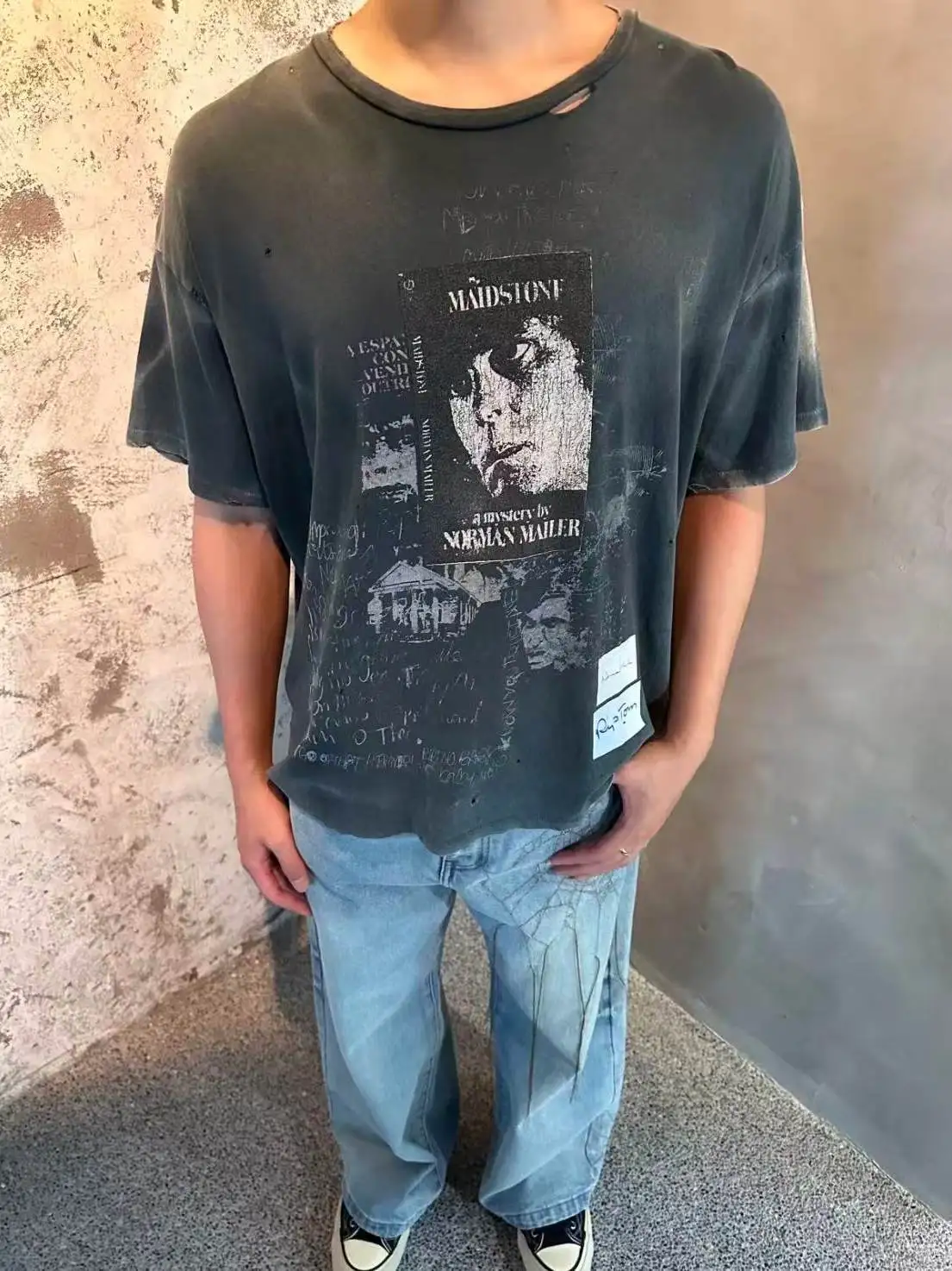 Paly hollywood portrait washed destruction print short sleeve t-shirt