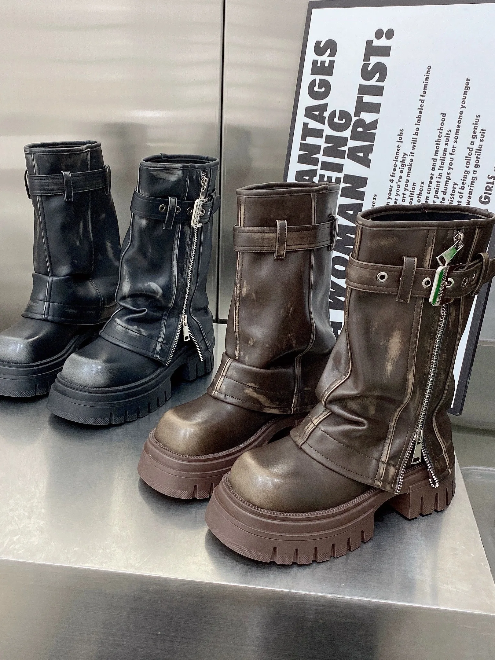 Botas de moda para mujer, botas de suela gruesa de vaquero occidental Maillard con punta cuadrada de cuero europeo, botas cortas para motocicleta