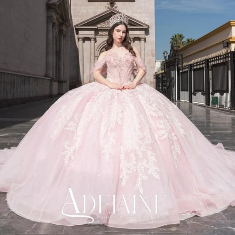 

Light Pink Shiny Ball Gown Quinceanera Dresses 2026 Sequin Applique Lace Beading Crystal Tull Off Shoulder Sweet 16 Dress Years