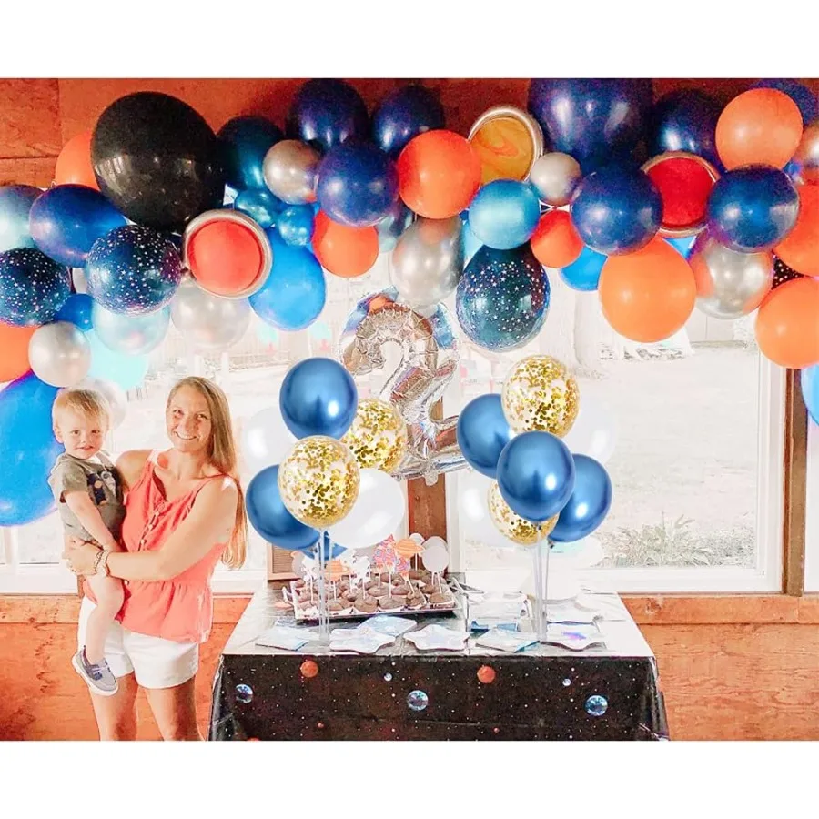 طقم حامل بالونات مكونة من 4 قطع مع بالونات قصاصات ذهبية زرقاء وبيضاء مثالية للاحتفالات أعياد الميلاد للعام الجديد 2025 Cl #5