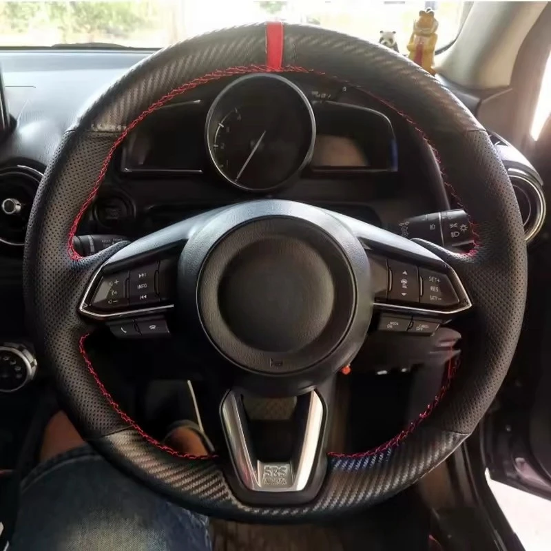 

Черный кожаный чехол на руль из углеродного волокна на заказ, подходит для Mazda 3 Axela Mazda 6 Atenza CX-3 CX-9 CX-5 2017-2019