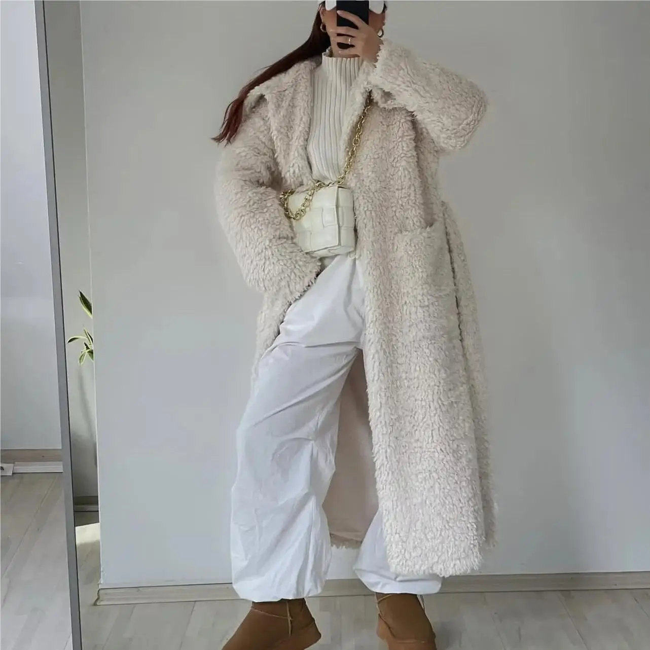 

Winter coat women 2023 Faux fur coat women luxury clothes fluffy jacket white long fur teddy coat winter outfits for women