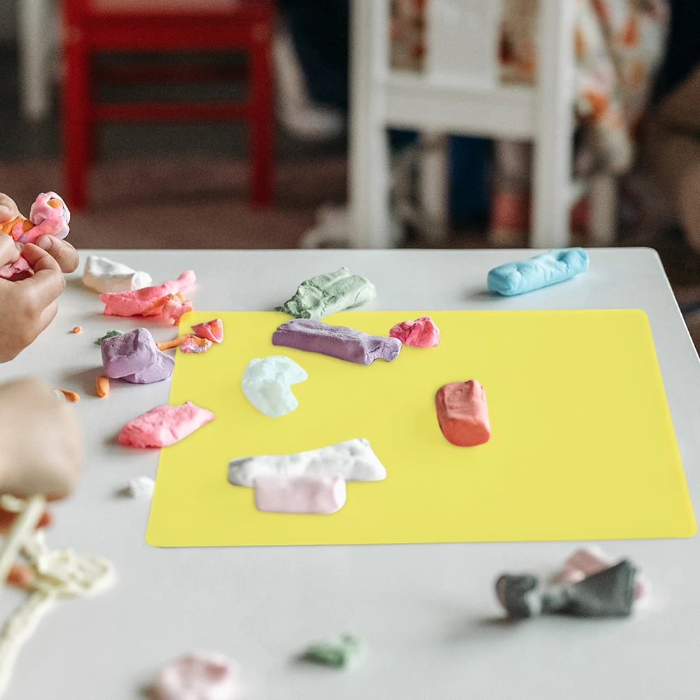 

8PCS Colored Clay Mats Craft Boards Kids Plastic Protect Table Cutting Tools Reusable Safe Lightweight Polymer