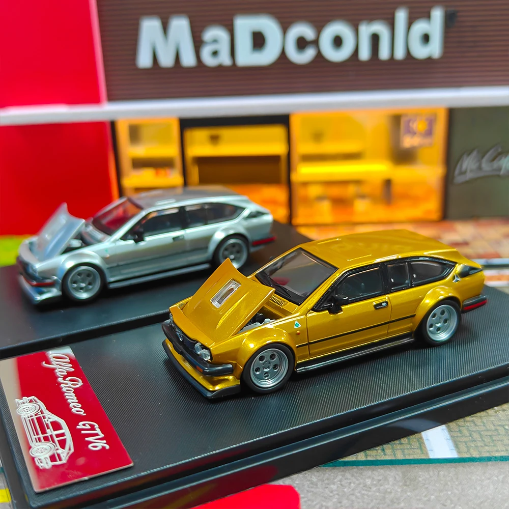 Spot RM Rhino 1:64α معامل روميو GTV6 جسم عريض، غطاء مفتوح من خليط معدني، نموذج سيارة #1