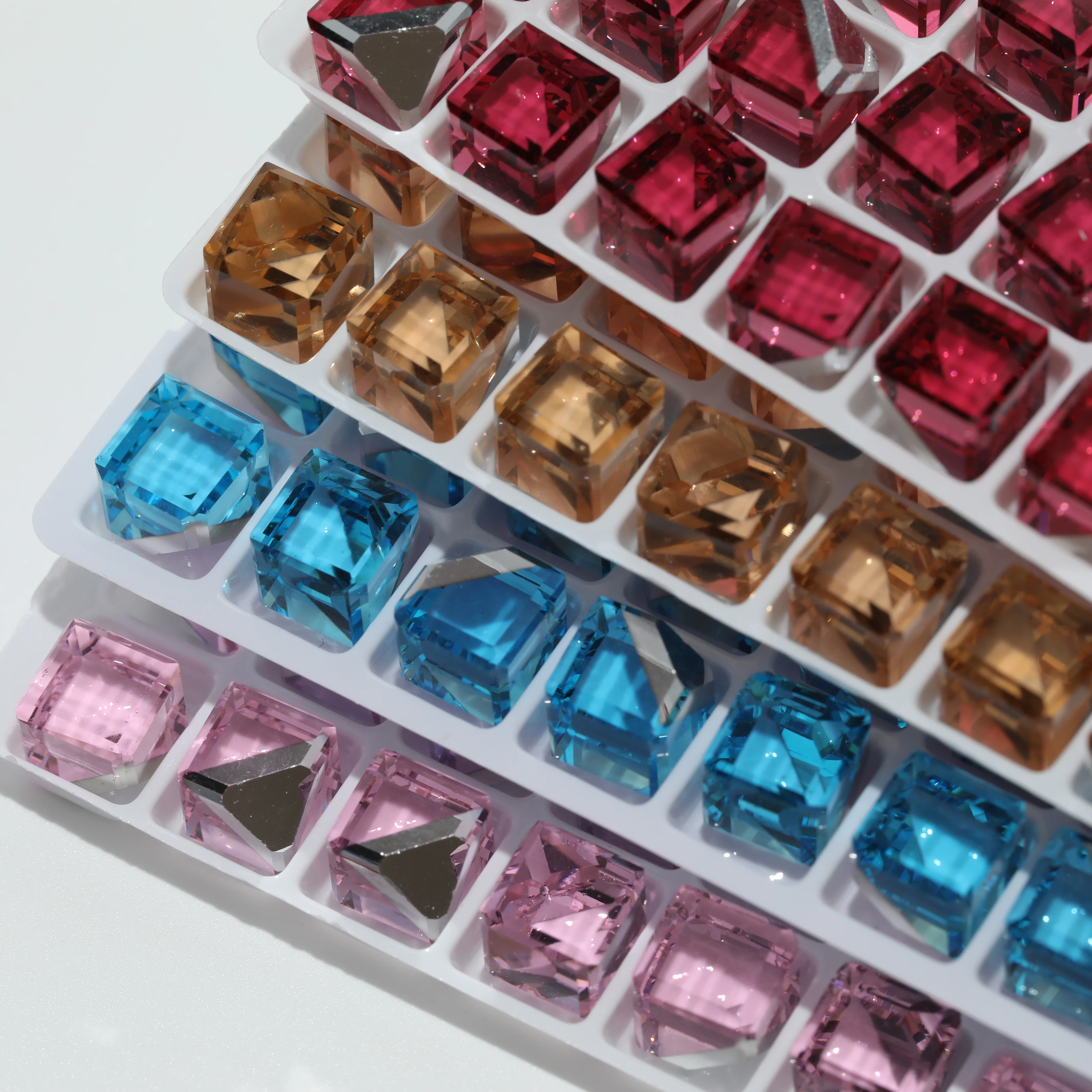 GRST Premium Kristall Funkelnde Strasssteine 4841 PRO Geschnittene Ecken Würfel Fancy Stones DIY Zubehör für Hochzeitskleider, Nagelkunst, Taschen – Detail 6