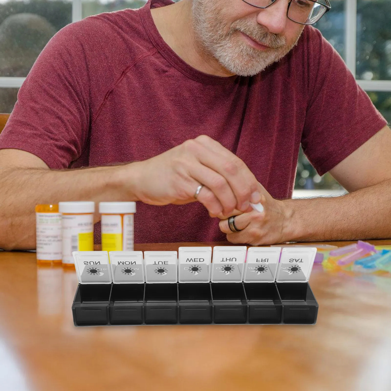 

1Pcs Portable Weekly Pill Box 14 Compartments Durable Waterproof Medicine Organizer High Temperature Resistant Vitamin Container
