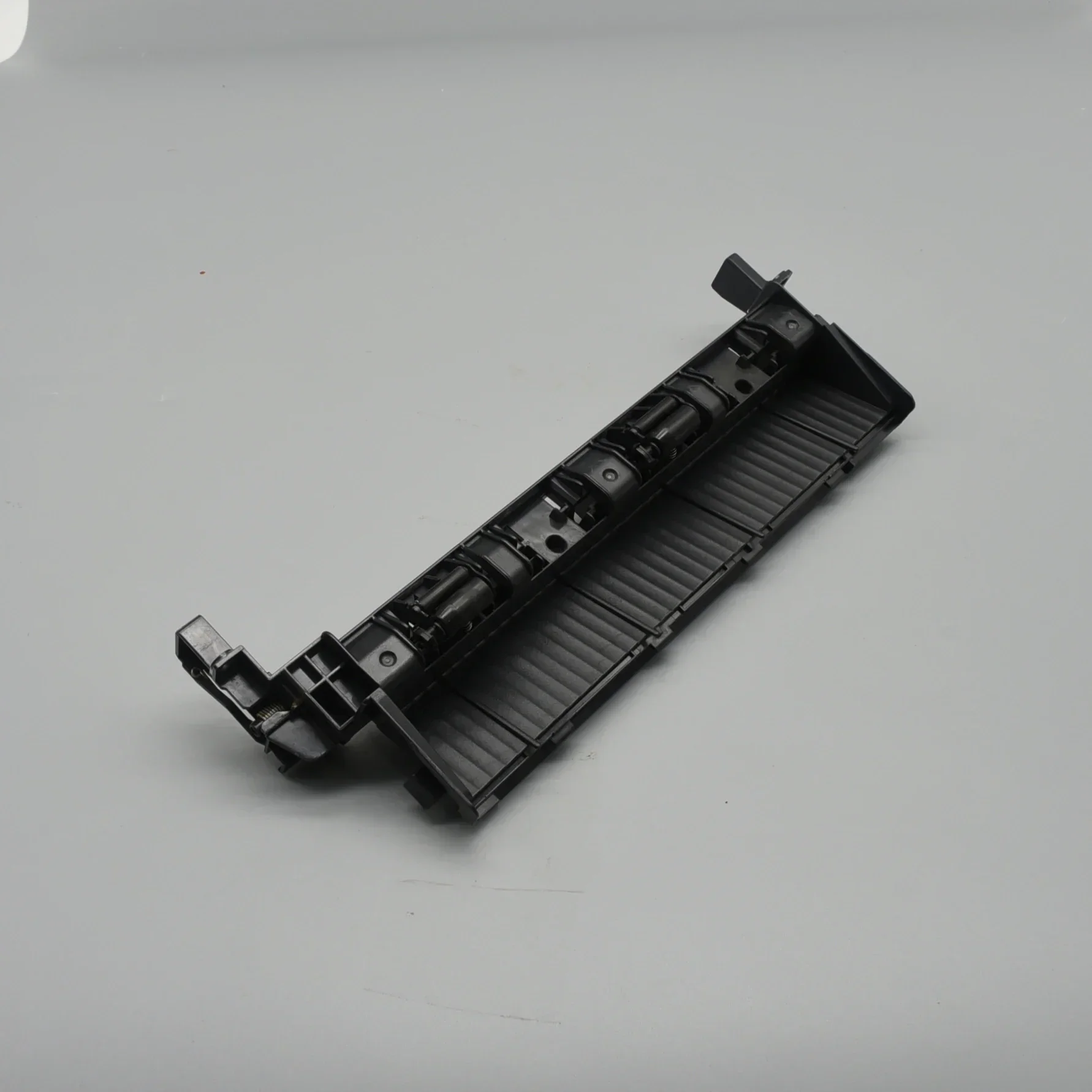 

LY9130002 Inner Chute ASSY used for Brother HL-2260 2305 2320 DCP-7080 7180 MFC-7380 7480 7880 L2700 Exit Roller LY9130003
