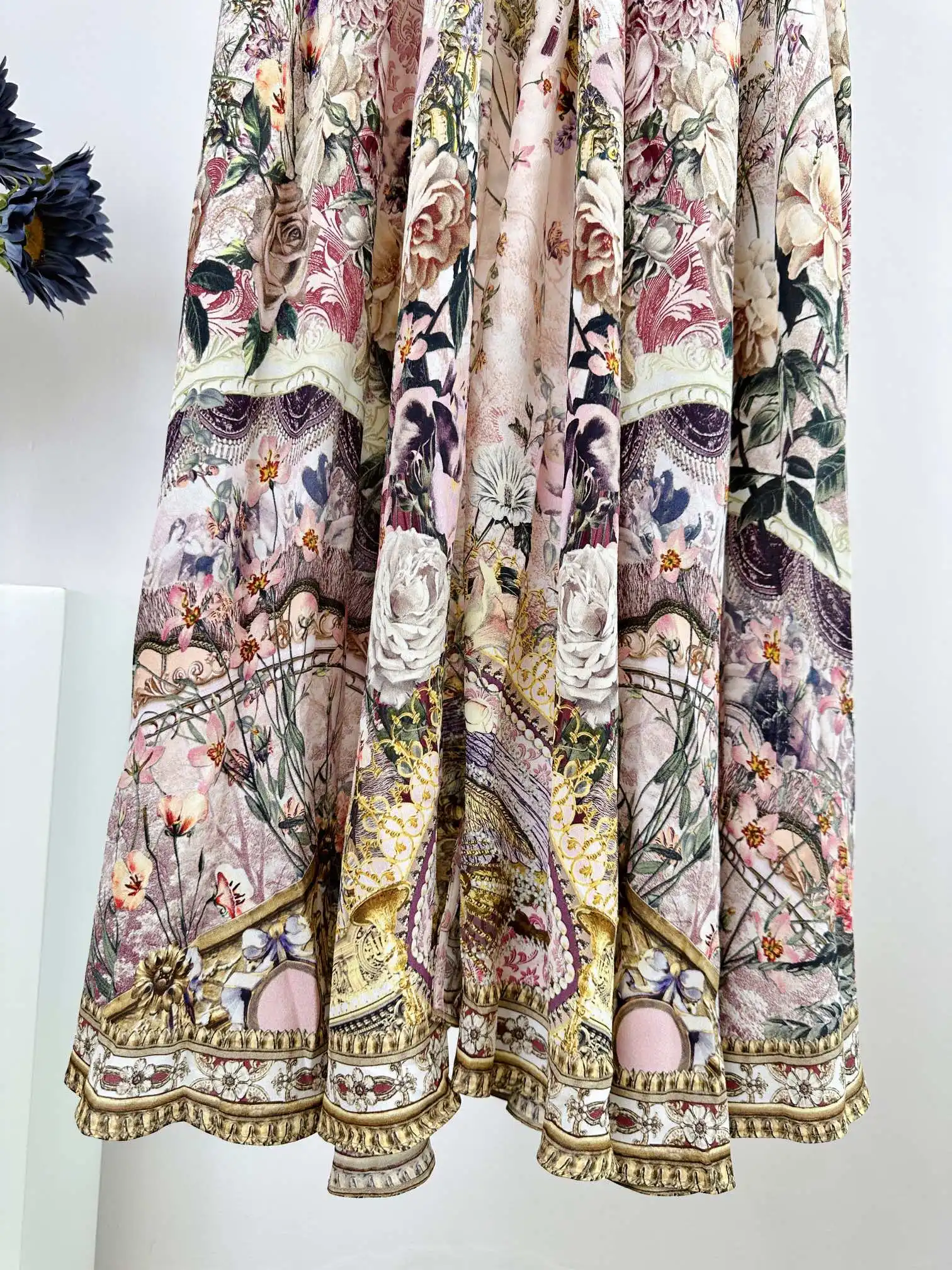 Women Flower Printed V-Neck Beaded Long Sleeve Slim Waist 100% Silk Maxi Dress