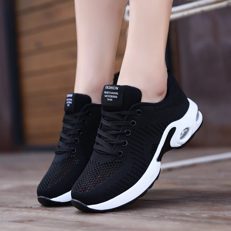 Women Running Sneakers Lightweight Knitted Shoes Women Casual Flats Shoes Female Tennis Shoes Non-Slip Women Sport Shoes