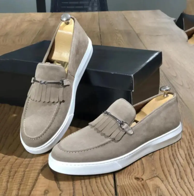 2024Men\'s Vulcanize Shoes Brown Gray Yellow Faux Suede Shoes mens causal shoes vulcanizar los zapatos loafers rahat ayakkabılar