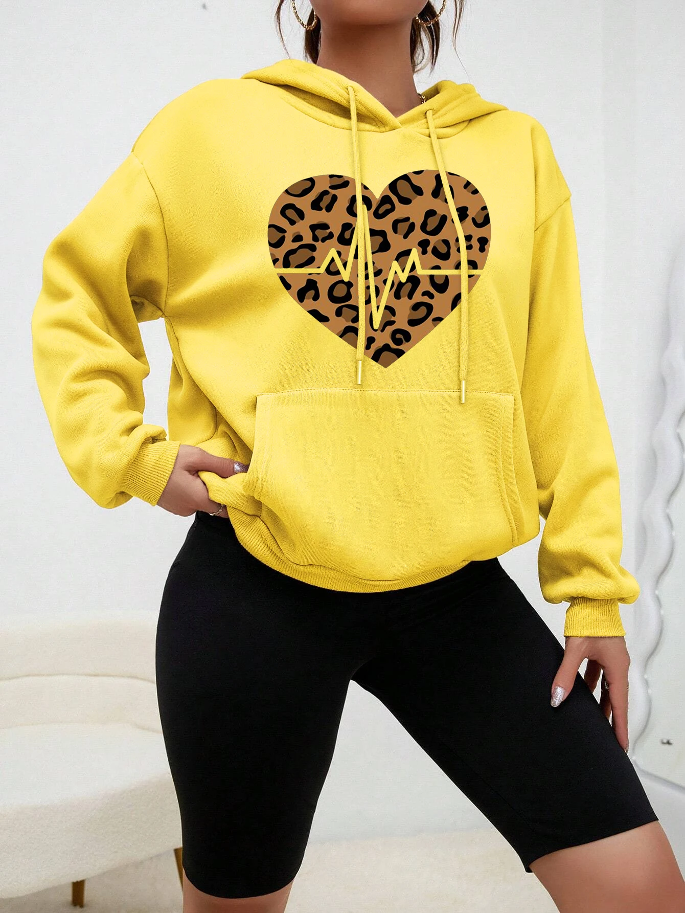 Leopard Print Heart Art Design Hoodie For Female Autumn Warm Hoody Personality Casual Clothes Multicolor Fleece Womenwear