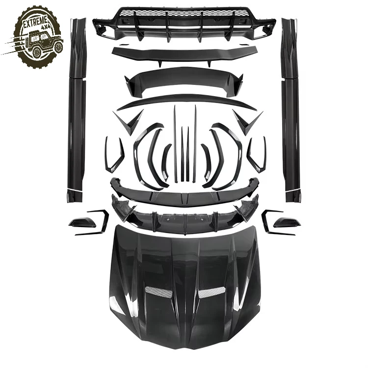 M Style Carbon Fiber Body Kit Update Full Kit With Front Bumper Rear Bumper Side Skirts for Lamborghini URUS