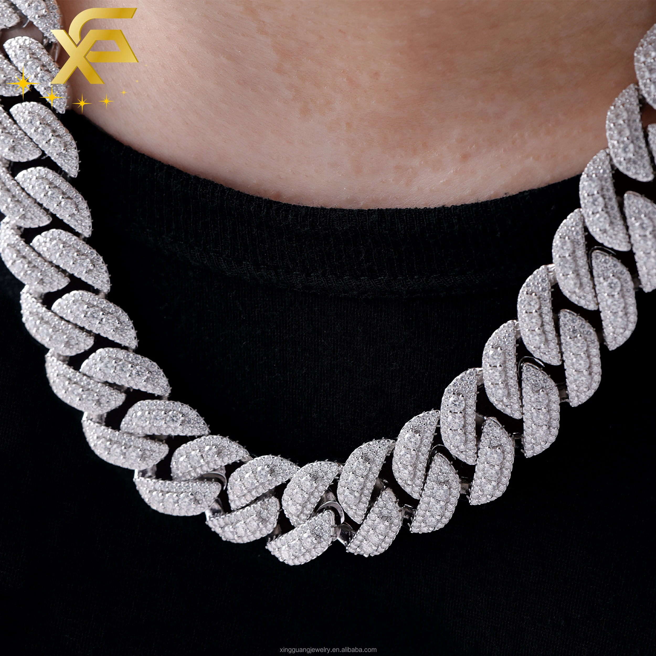 Size Big Middle Diamond Necklace 925 Silver 18k Gold Plated Moissanite Cuban Link Chain with GRA Certificate..