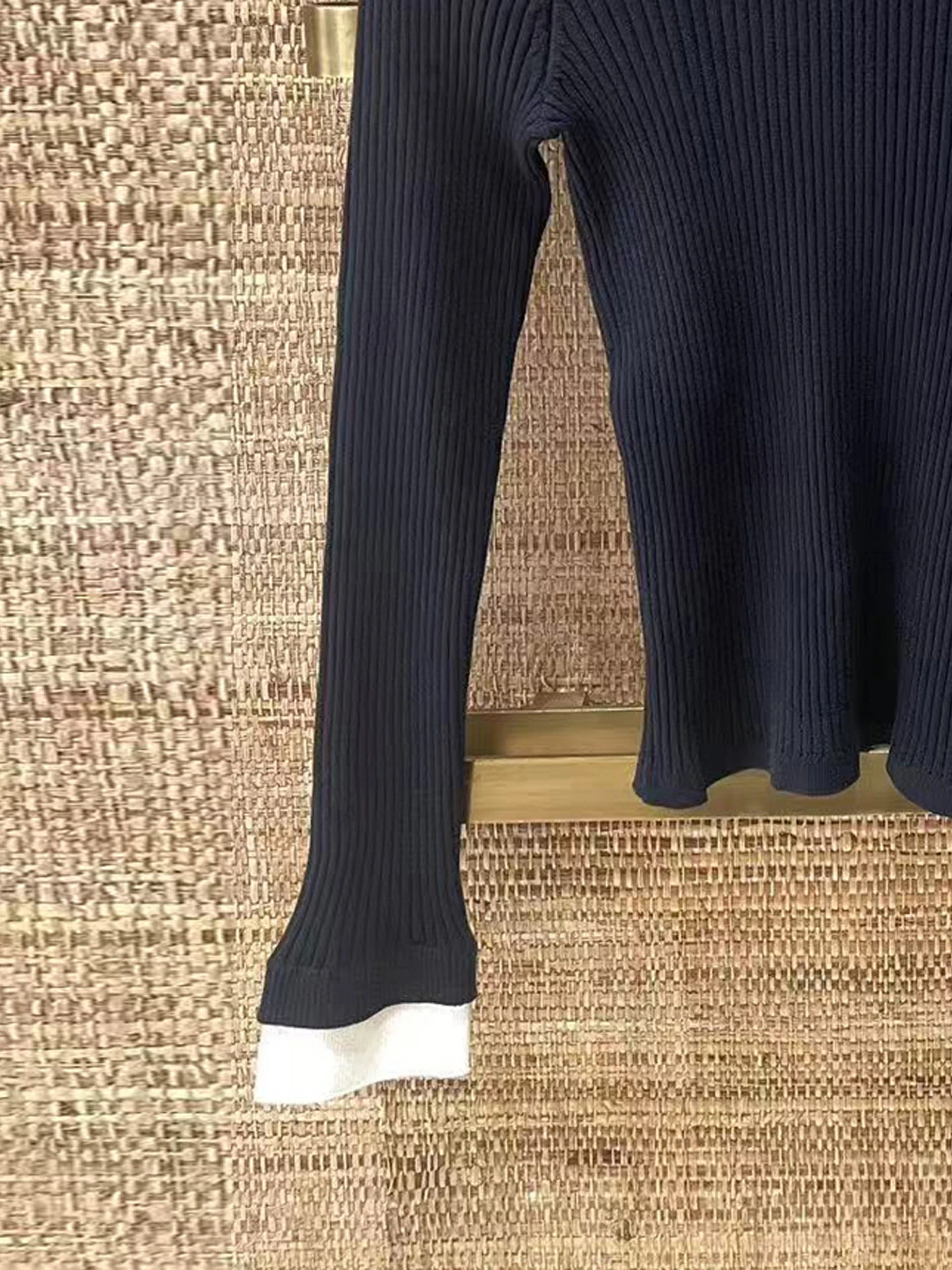 

Облегающий длинный вязаный топ све с расклешенными краями для женщин, осень-зима, модный, повседневный, удобный, дышащий