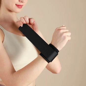 อุปกรณ์พยุงข้อมือน้ําหนักเบาแบบปรับได้ 1 ชิ้นสําหรับยกน้ําหนัก Squat Kettlebell