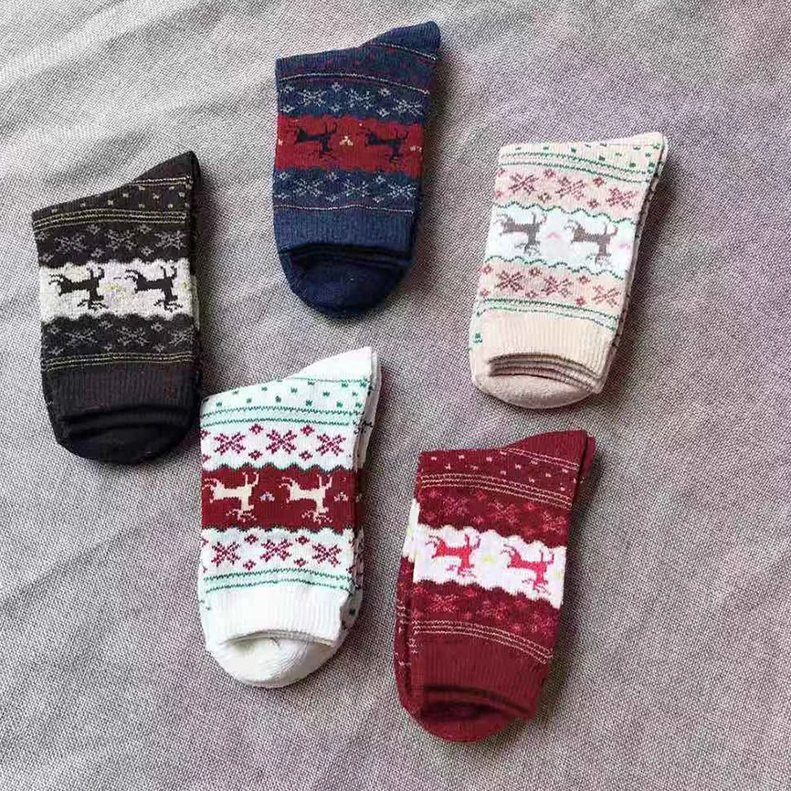 Cotton Socks Autumn Winter Thickened Girls Wool Socks Japanese Christmas Warmth Jacquard Deer Bear Warmth Medium  Comfortable