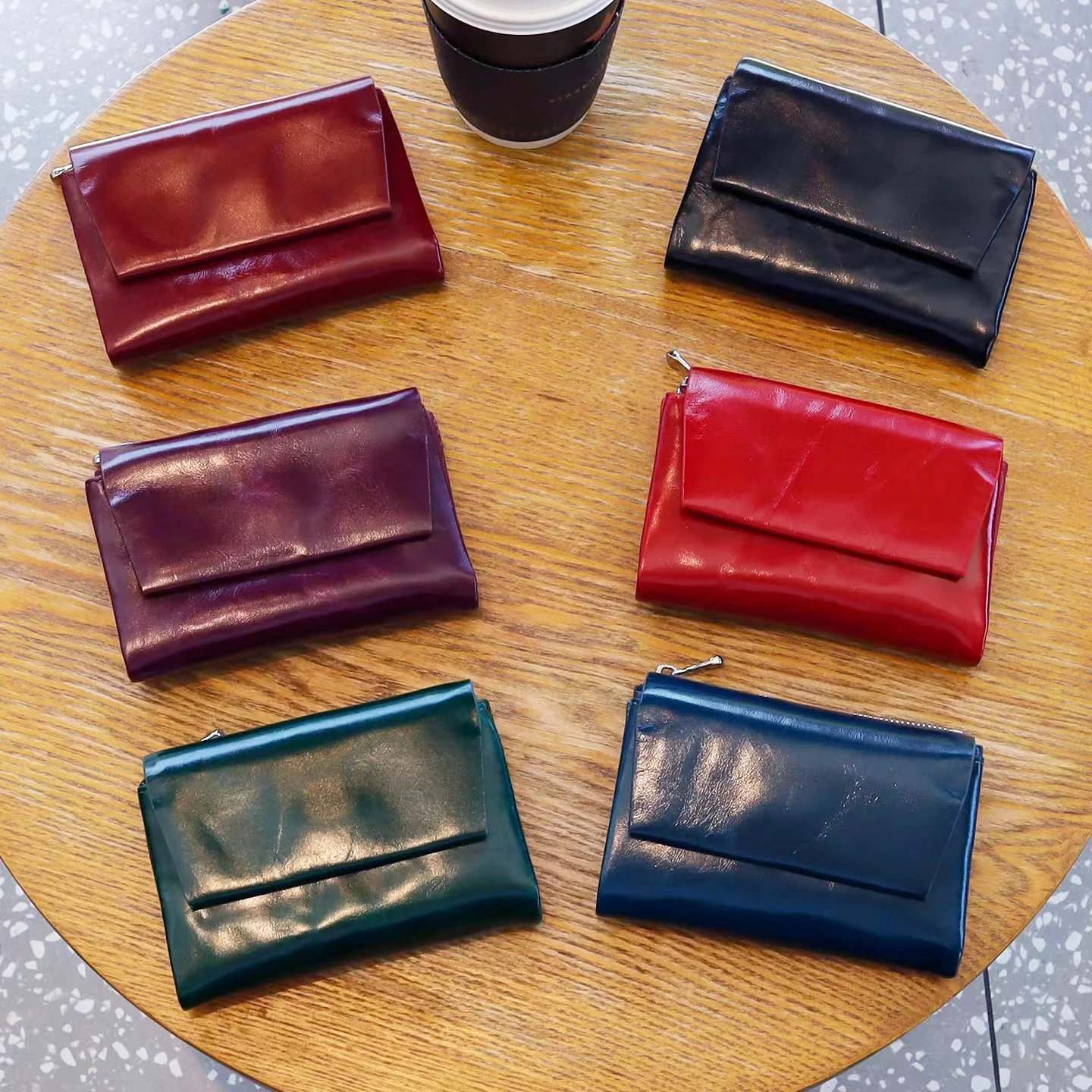 Women Genuine Leather Multi Card Slot Oil Wax Cowhide Short Small Retro Cowhide Cash Coin Purse Women Luxury Wallet