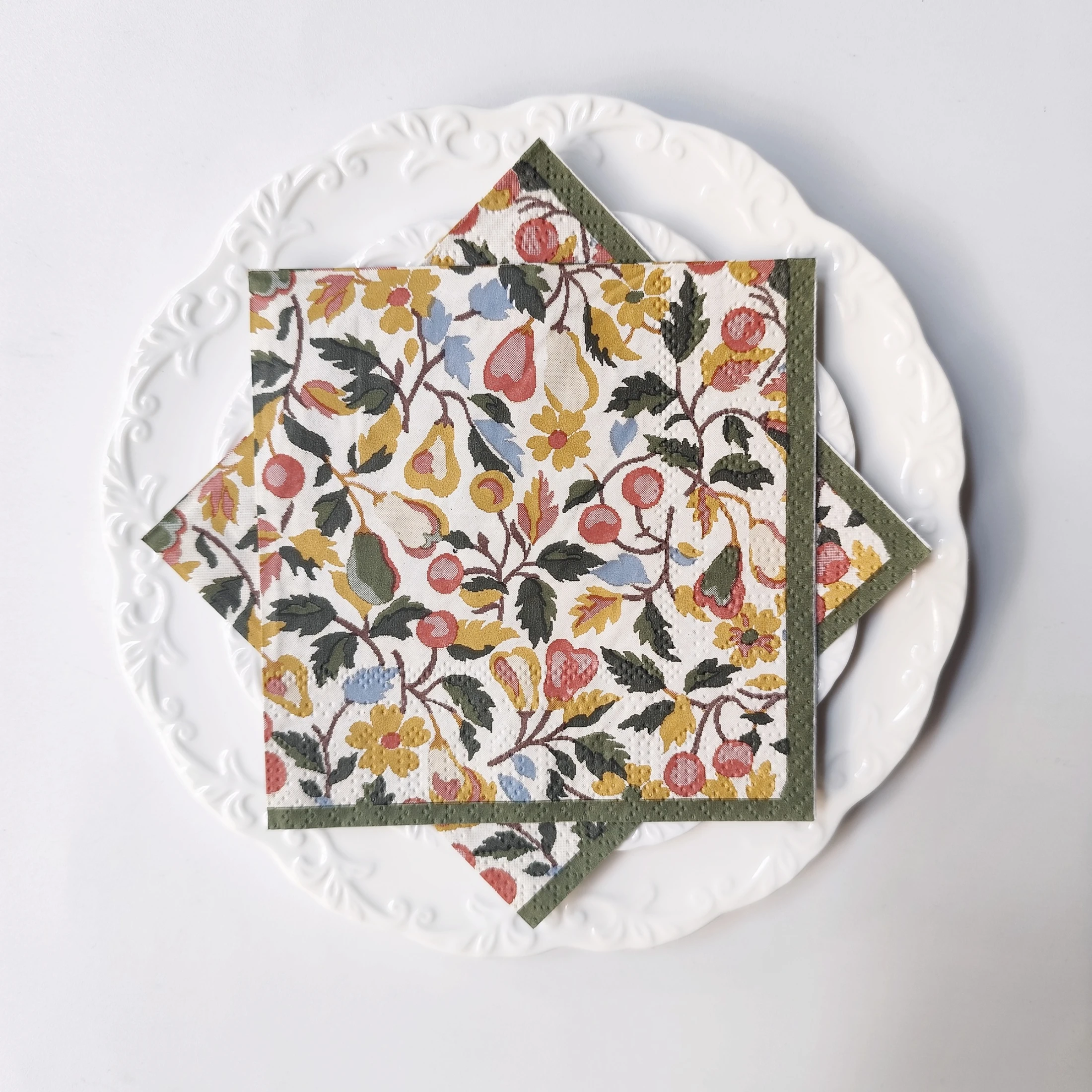 20 Stück Vintage Blumenmuster Cocktail-Servietten, 3-lagig, Perfekt für Geburtstagsfeiern, Afternoon Tea, Picknicks & Decoupage-Bastelarbeiten