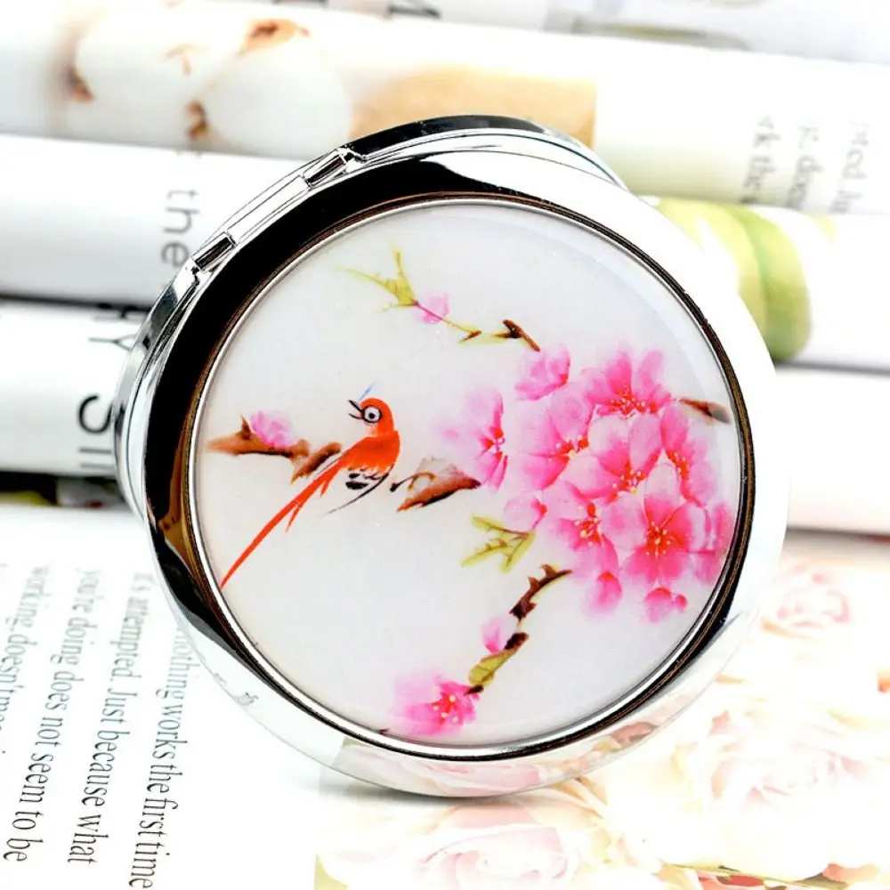 Easy to Carry Double-sided Folding Mirror Creative Cute Handheld Portable Makeup Mirror Round Design Flower Makeup Mirror Desk