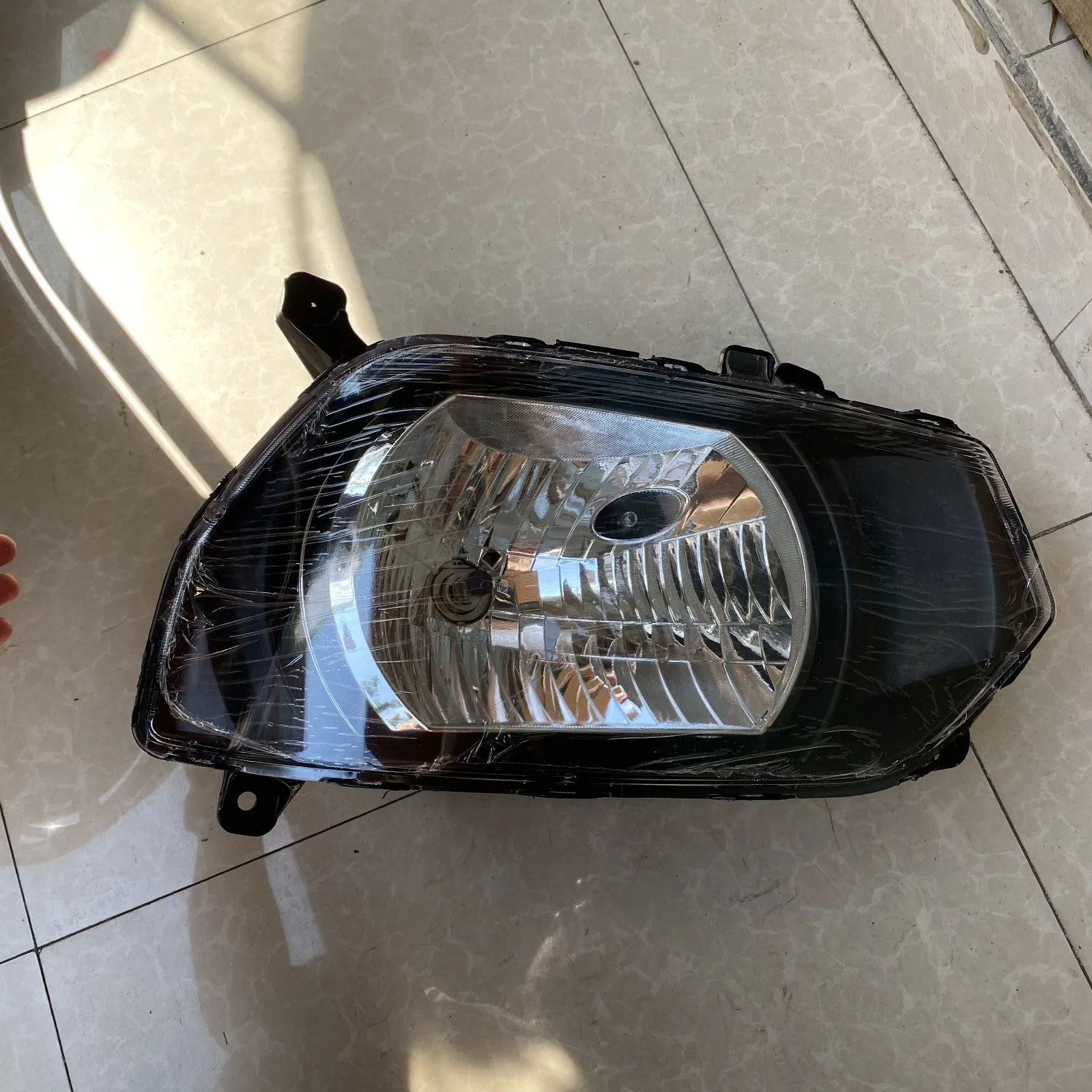 

FOR HINO 500 TRUCK HEADLAMP