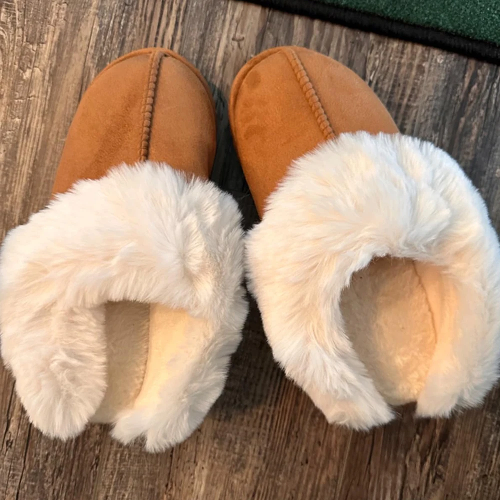 

Pallene Winter Women Fluffy Plush Slippers Comfort Non-Slips Bedroom Slides Female Soft Sole Furry Slides Fuzzy Indoor Home Shoe