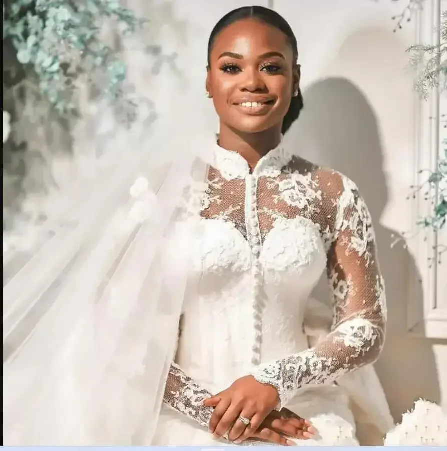 Maßgeschneiderte neueste High Neck Mermaid Brautkleider mit abnehmbarer Schleppe Vestido De Noiva LacecAppliques Long Sleeves African B