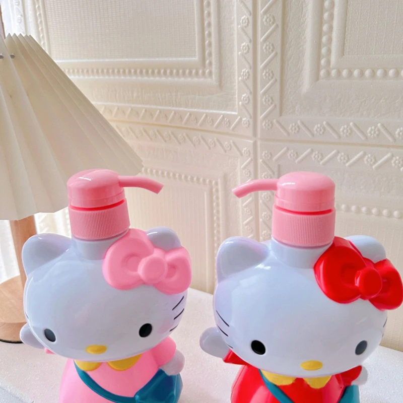 Sanrio Hello Kitty Soap Bottle Cartoon Kt Model Shower Gel Refill Press Bottle Cartoon Children'S Hand Sanitizer Press Bottle