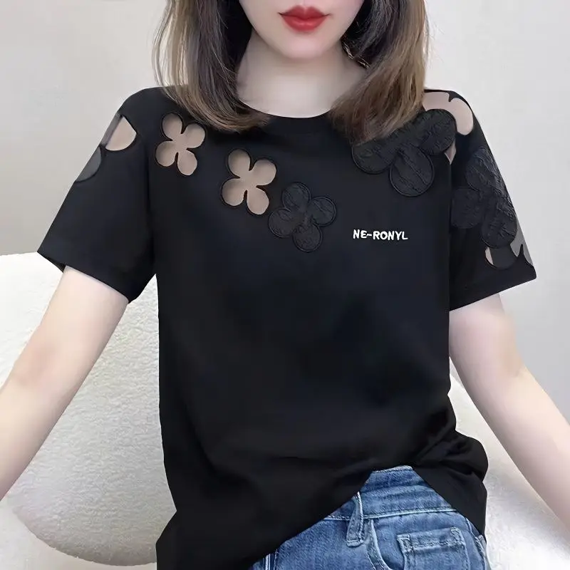 

Summer Women Hollow Out Embroidered T-Shirt New Four Leaf Clover Short Sleeve Round Neck Black White Female Clothing Casual Tops