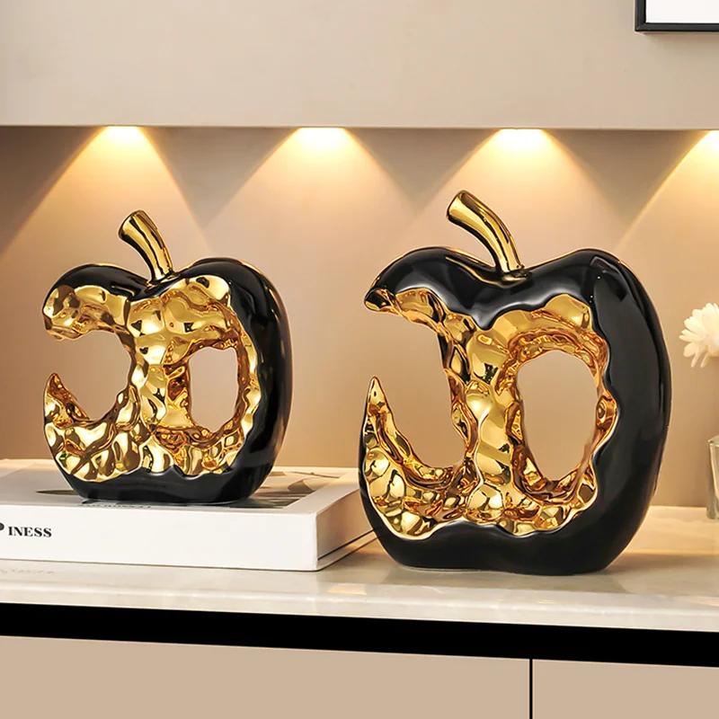 Gold Plated Hollow Apple Sculpture, Ceramic Crafts, Office Desktop Ornaments, Apple Model Sculptures, Living Room Decorations