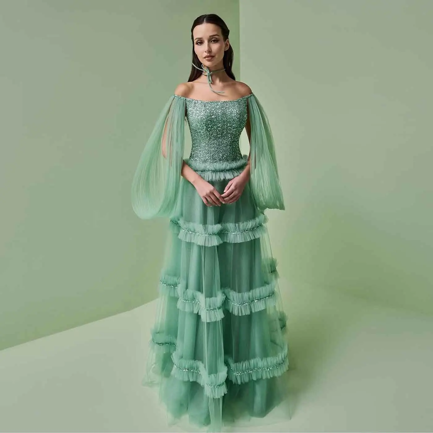Abito da ballo in tulle verde fata Abito plissettato con spalle scoperte Abiti da sera affascinanti Abito da gala per compleanno da donna فسات
