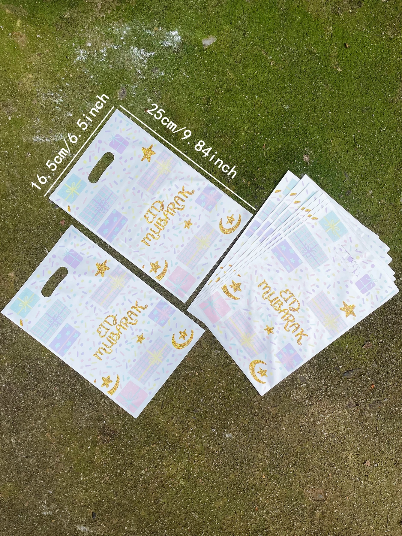 10pcs Ramadan Festival Gifts Packaging Carrier Bags, Eid Mubarak Golden Stars And Moon Printed Gifts Decoration Bags For Party