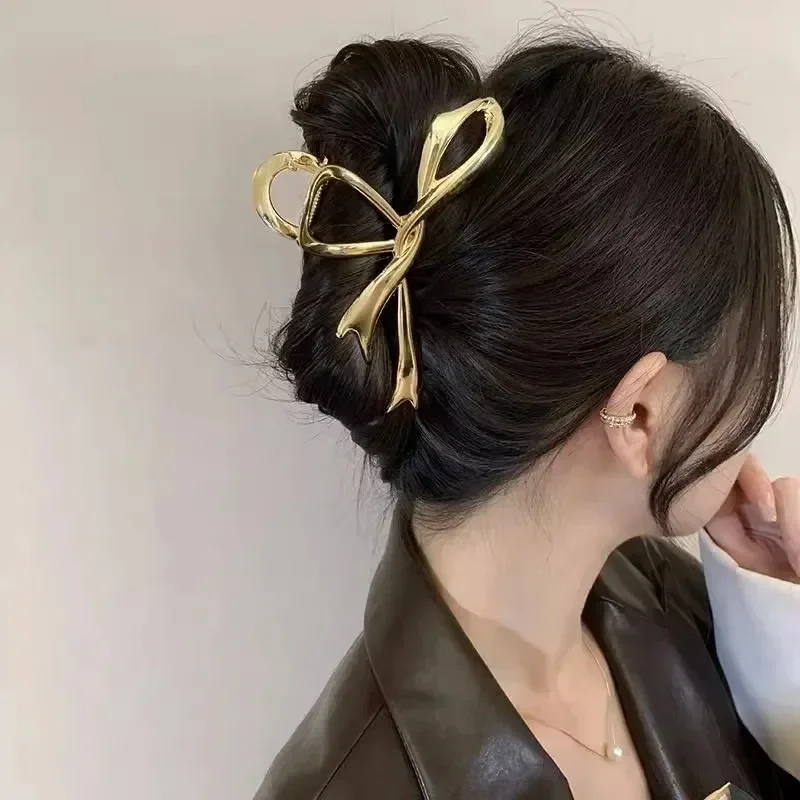 1/2 Uds. Pinzas geométricas para el pelo con lazo de Metal para mujer, pinza para el pelo con lazo dorado, plateado y negro, accesorios para el cabello de cabeza fina y gruesa, abrazadera de cangrejo