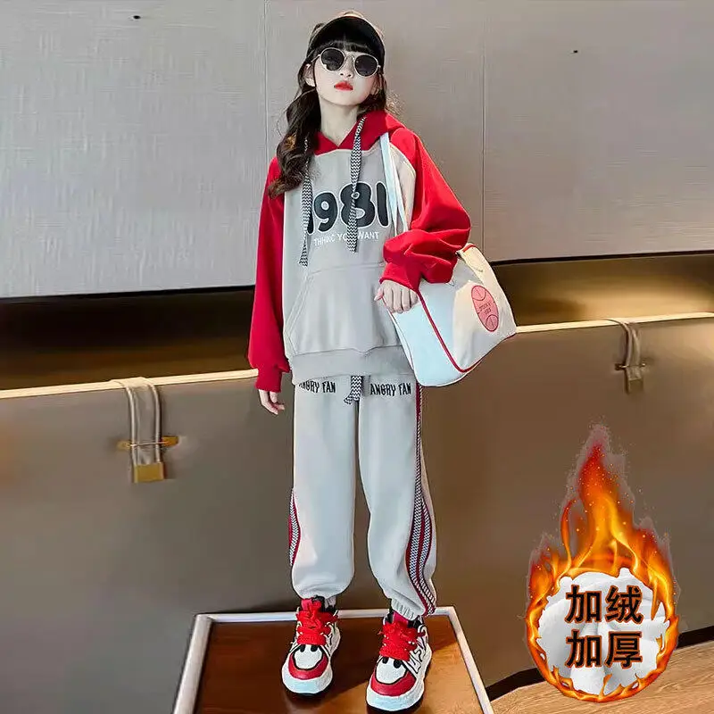 

Популярный кавайный модный спортивный костюм для девочек, комплект со штанами, студенческий весенне-осенний повседневный топ с капюшоном с героями мультфильмов, комплект из 2 предметов, детская одежда