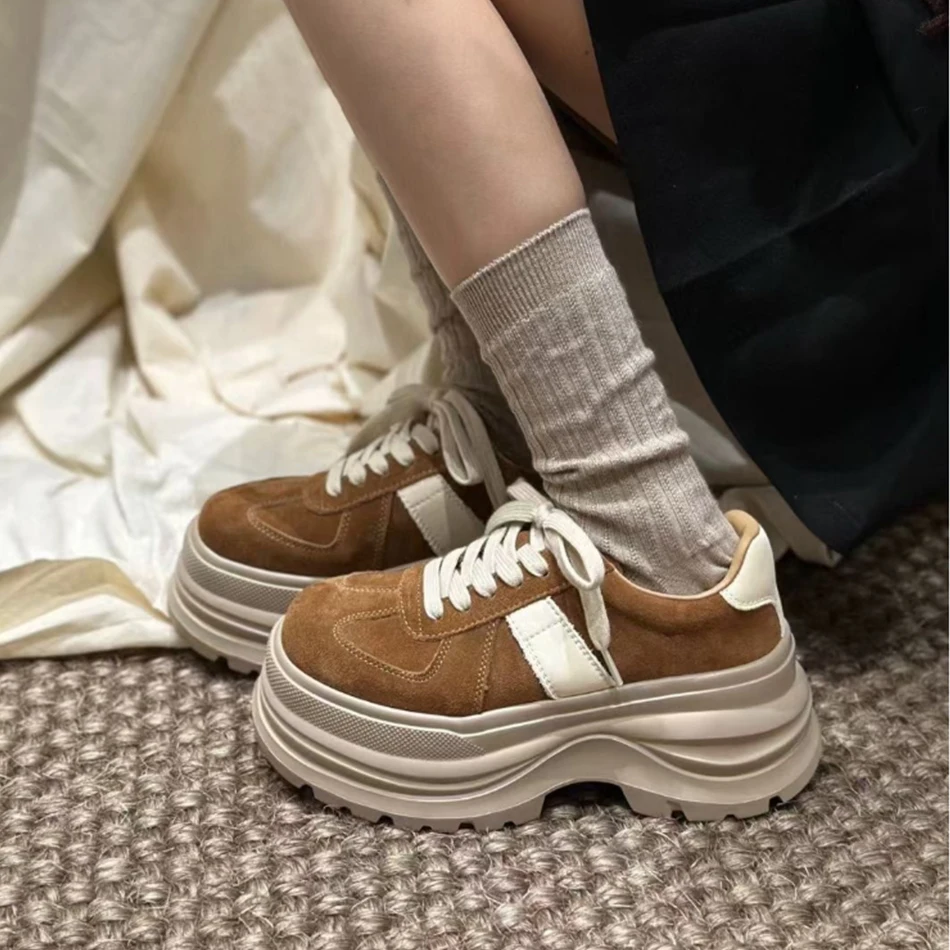 chaussures-de-sport-decontractees-givrees-2025-automne-nouveau-style-chaussures-de-planche-confortables-a-semelles-epaisses-augmentant-la-hauteur-chaussures-pour-femmes-polyvalentes