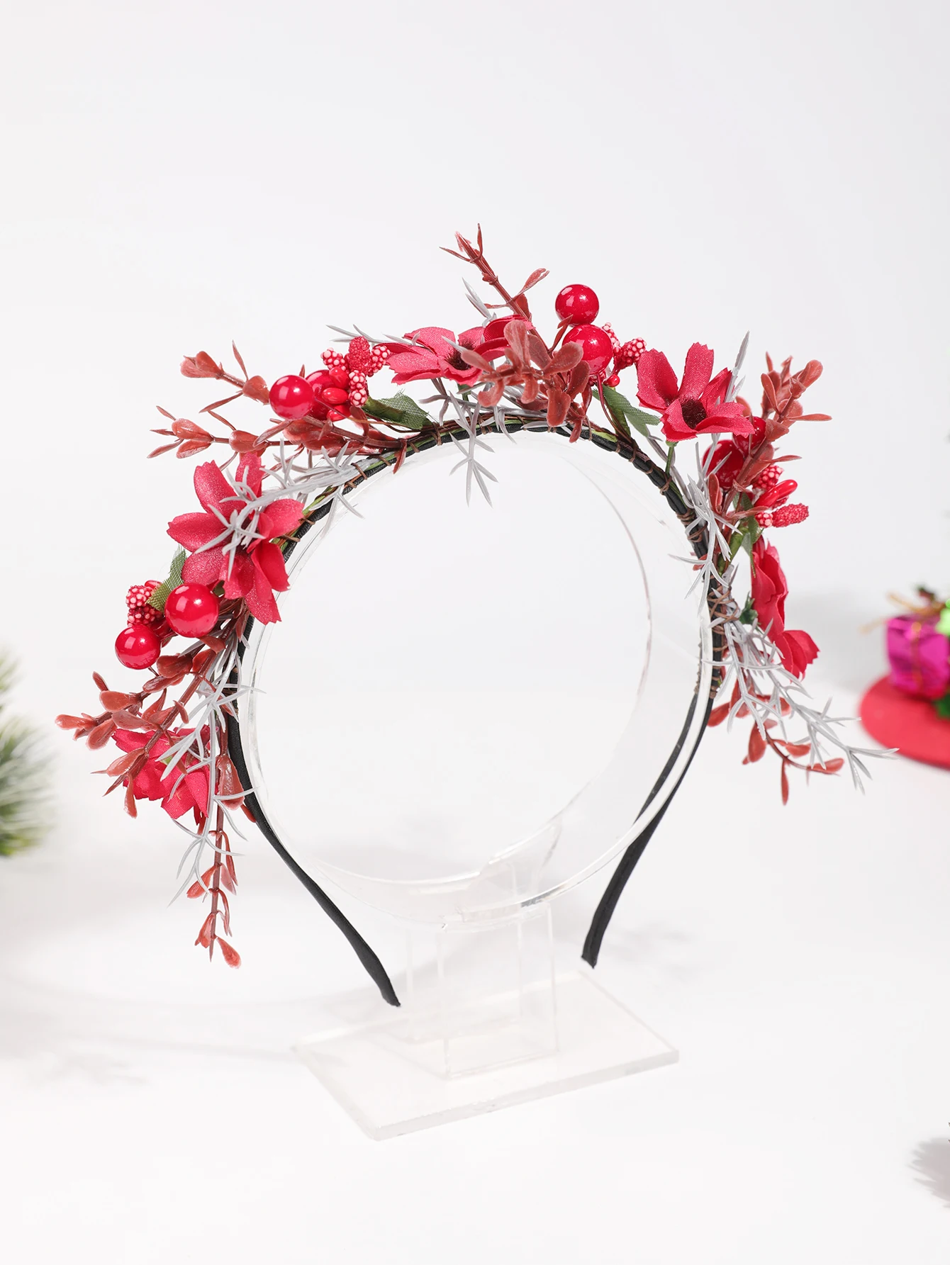 

Christmas Red Berry Branch Headband, Retro Holiday Party Decorative Headband, Red Forest-Style Christmas Headwear