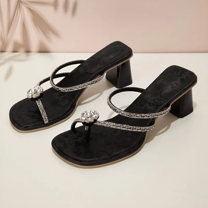 

2026 Fashion Summer Women's Sandals Outdoor Crystal Open-toe Shoes Thick Heel Elegant and Comfortable Slippers Beach Flip-flops