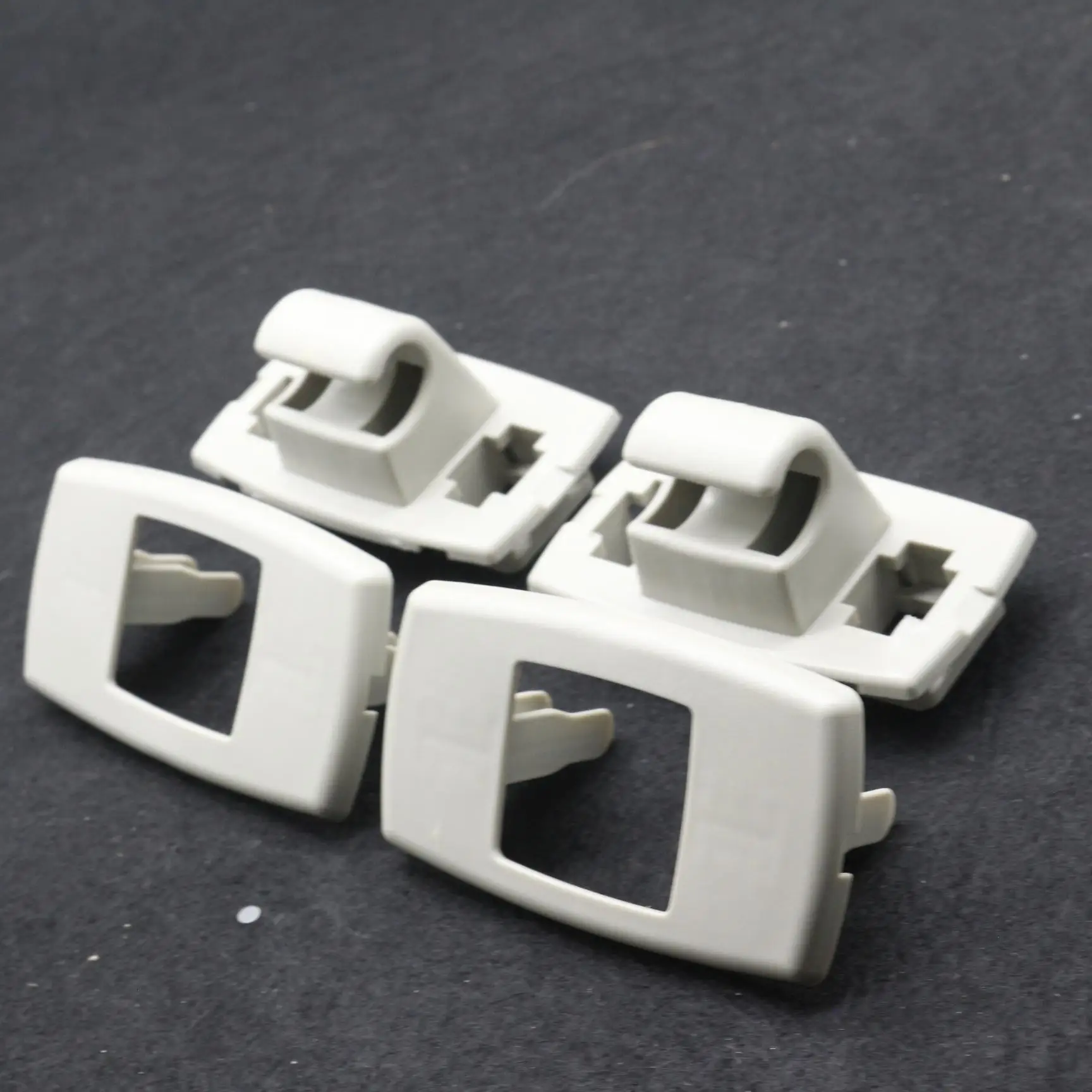 2 Pcs Sun Visor Mounting Clip Bracket For Mercedes-Benz E-Class C-Class GLE GLS CLA GLA AMG GT Support 1668100012 Gray Fastener