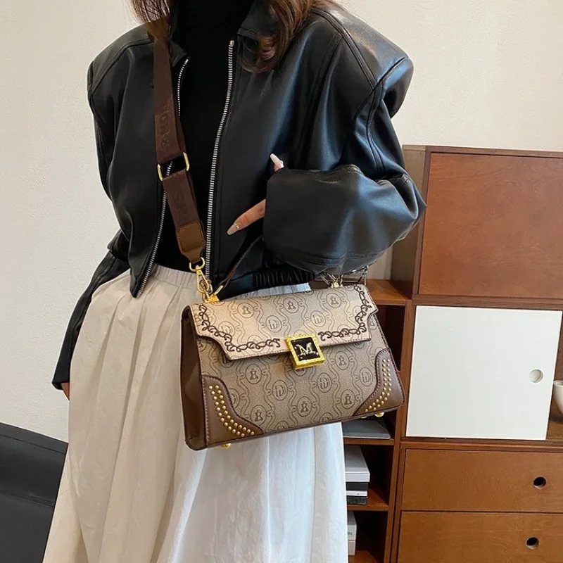 

European and American Vintage Fashion Shoulder Bag Ladies' Retro Casual Crossbody Bag Comfortable Wide Shoulder Strap Handbag