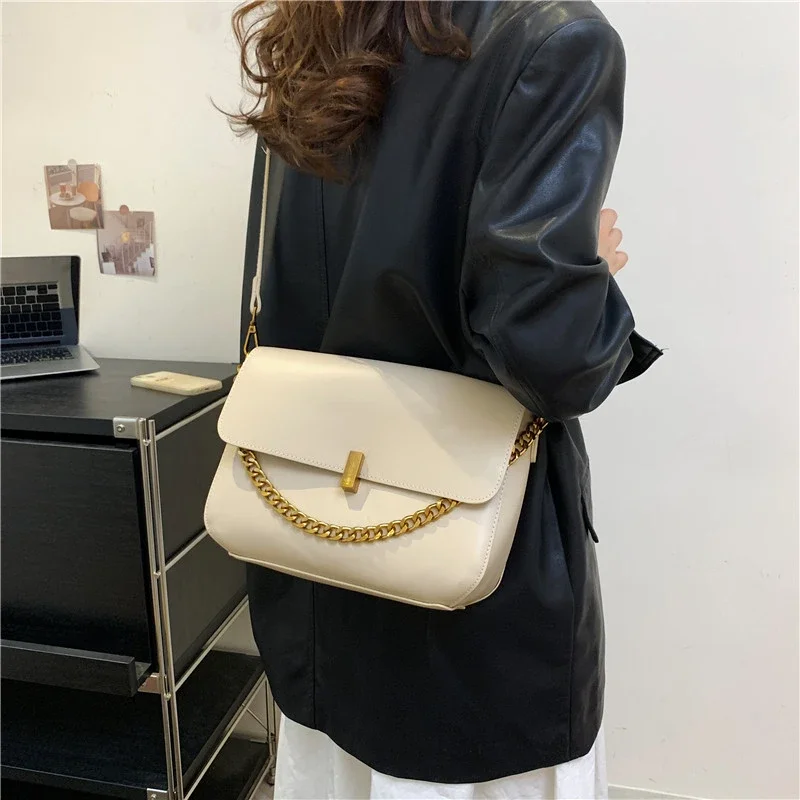 2024 Pu Leather Messenger Bag For Women Simple Fashion Chain Handbag Designer Crossbody Bag bolsa feminina Large Capacity Bags