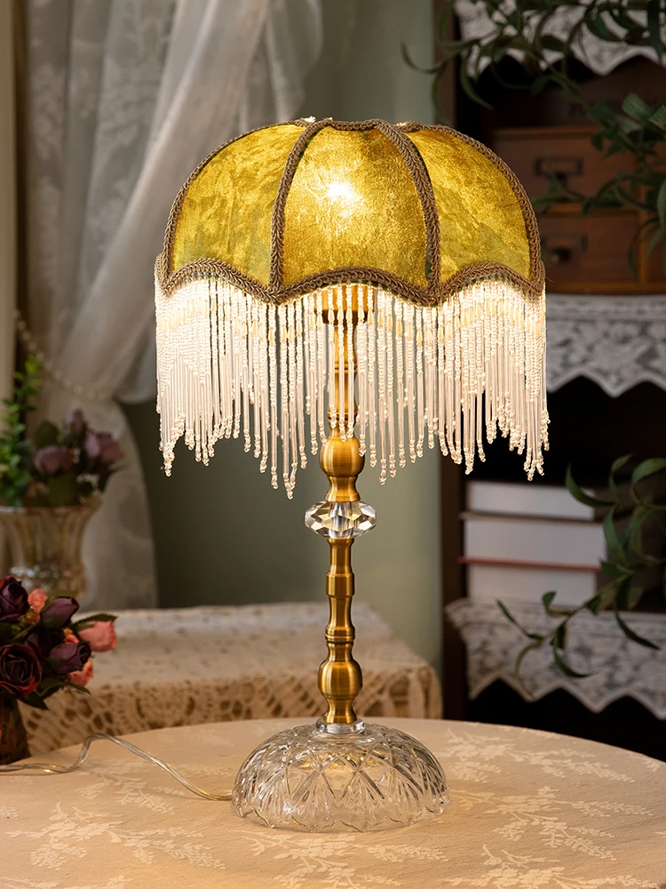 

Vintage Green Table Lamp for Bedroom Earopean Tassel Crystal Desk Lamps Bedside Living Room Light Fixtures Nightstand Home Decor