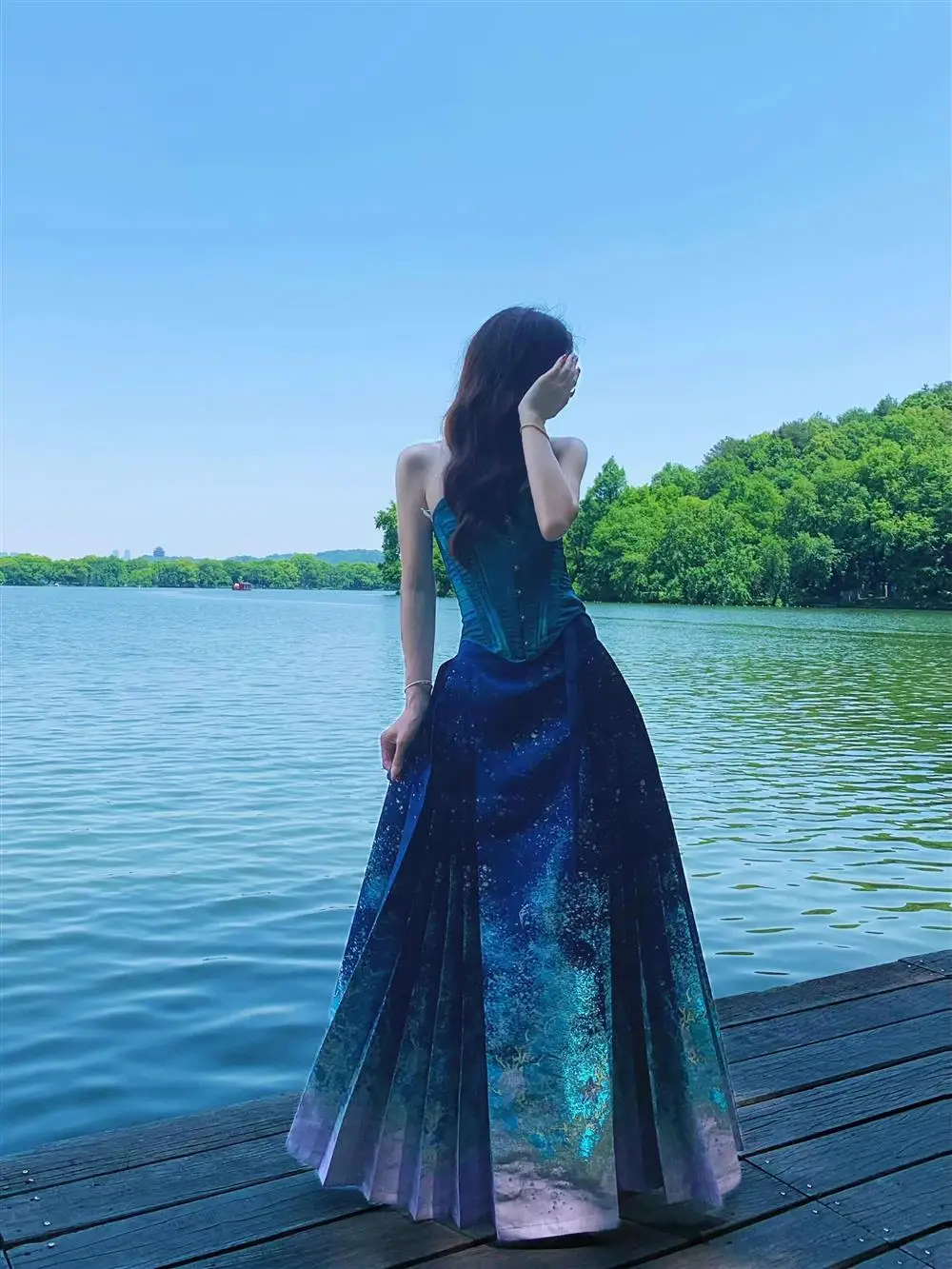 

Blue Fishbone Halter Top And High Waist Skirt Two Piece Set for Women Chinese Style Hanfu Summer 2026 Vintage Court Fashion