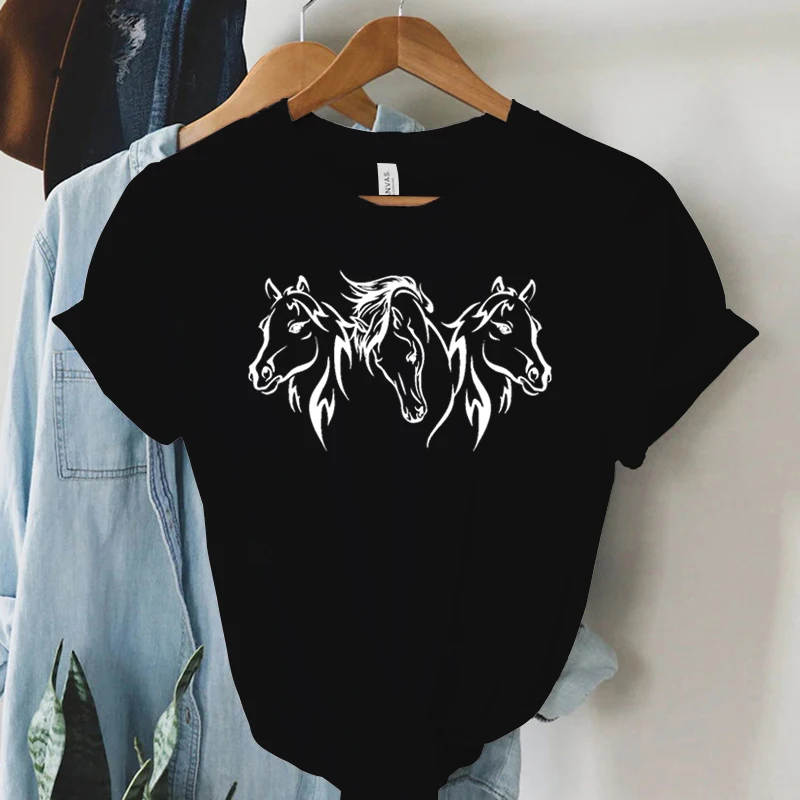 Harajuku Fashion Tshirt Printing White Black Horse Graphic Women Tshirt Short Sleeve Female Summer Horse Casual Loose T-shirt