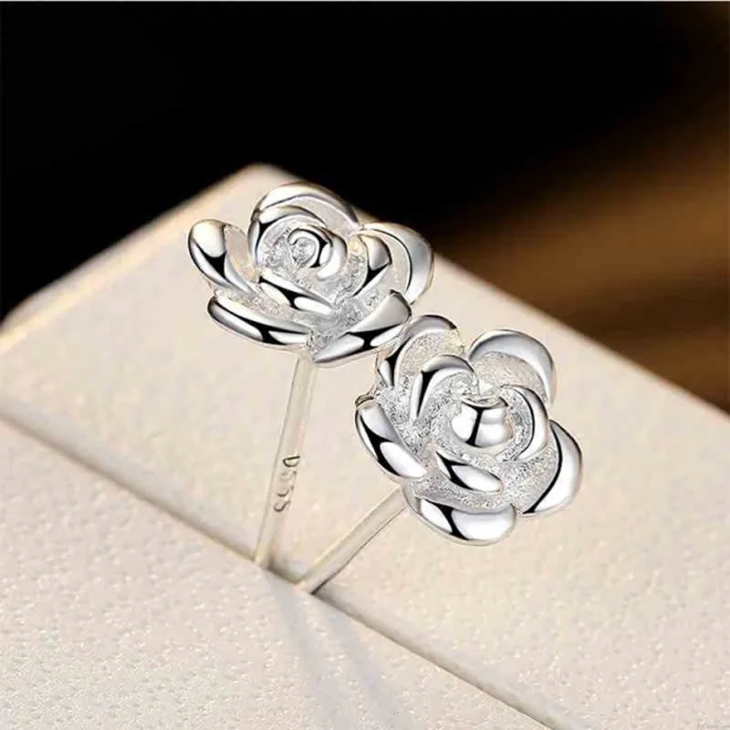 2026 Minimalist Silver Rose Earrings European American Style Fresh Girlish Heart Jewelry Small Accessory
